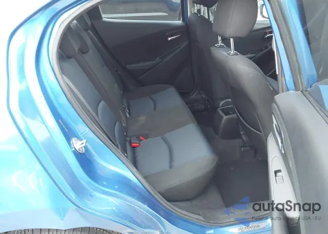 2018 Toyota Yaris Ia из США, поврежденный, VIN 3MYDLBYV8JY320387